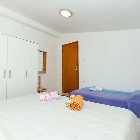 Appartement Dijana Prigradica